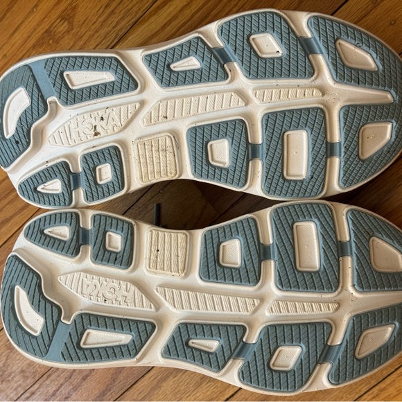 Hoka Women's Bondi 9 Sneakers - Picture 5 of 9